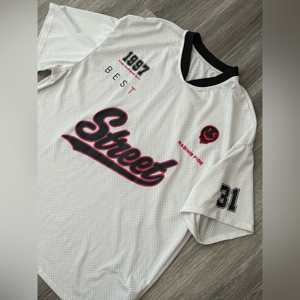 🔥 Streetwear Mesh Jersey • “Street 1997” Graphic • Oversized Fit • Shein M